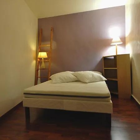 Apartment Charming Apt In The Panier Neighbourhood Marseille